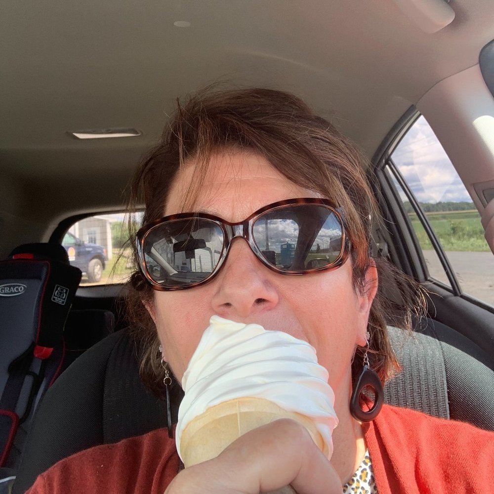 Meet your Posher, Ellen